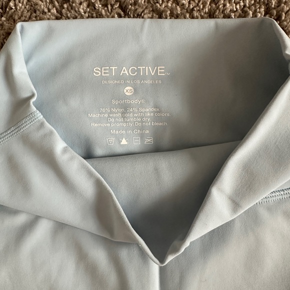 Set- SET ACTIVE - Picture 5 of 5